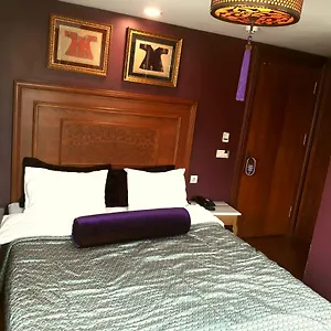 Merial Hotel