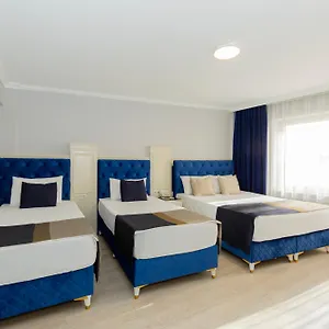 Sirkeci Grand Family & Hotel